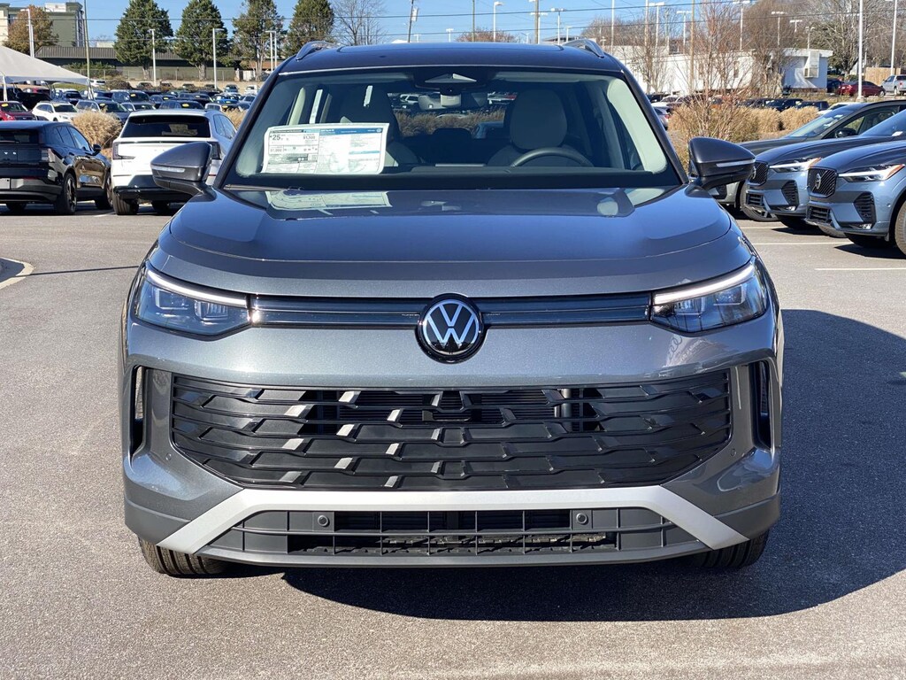 New 2026 Volkswagen Tiguan 2.0T SE Sport Utility