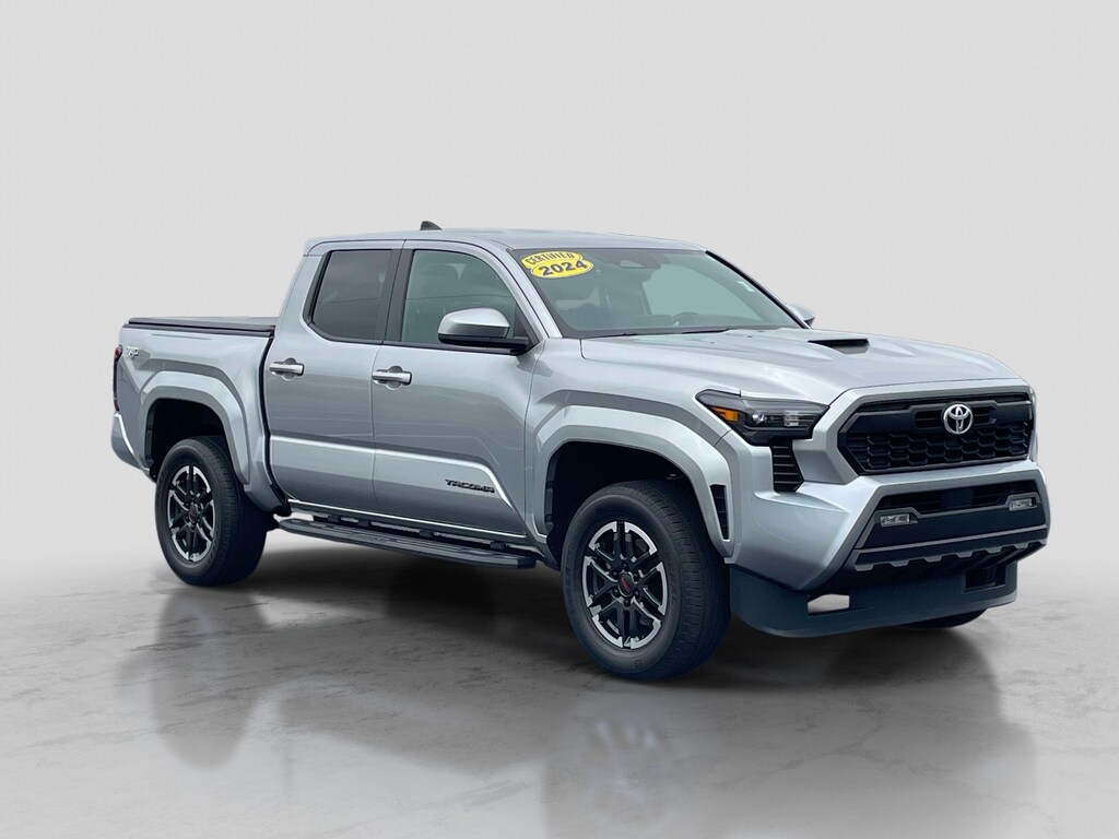 Used 2024 Toyota Tacoma 4WD SR5 Double Cab 5 Bed AT (Natl) Crew Cab Pickup