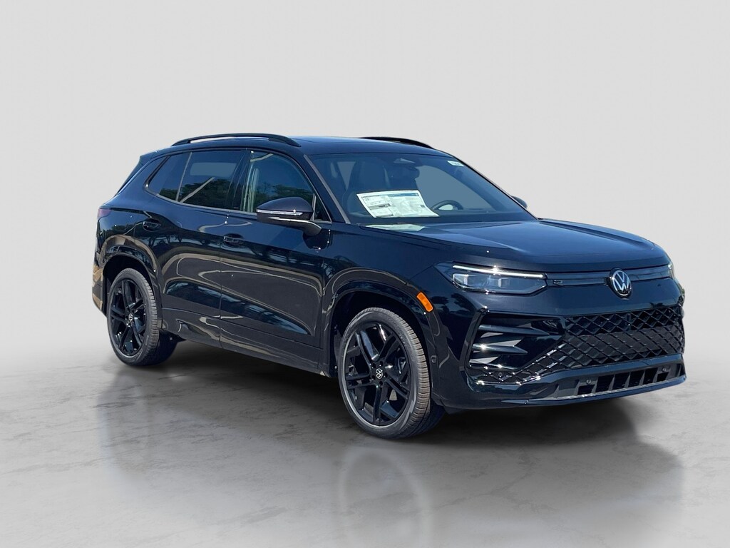 New 2026 Volkswagen Tiguan 2.0T SE R-Line Black Sport Utility