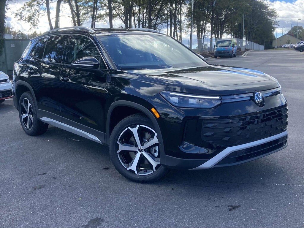 New 2026 Volkswagen Tiguan SE Sport Utility