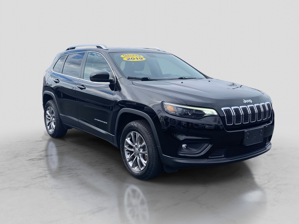 Used 2019 Jeep Cherokee Latitude Plus 4x4 Sport Utility
