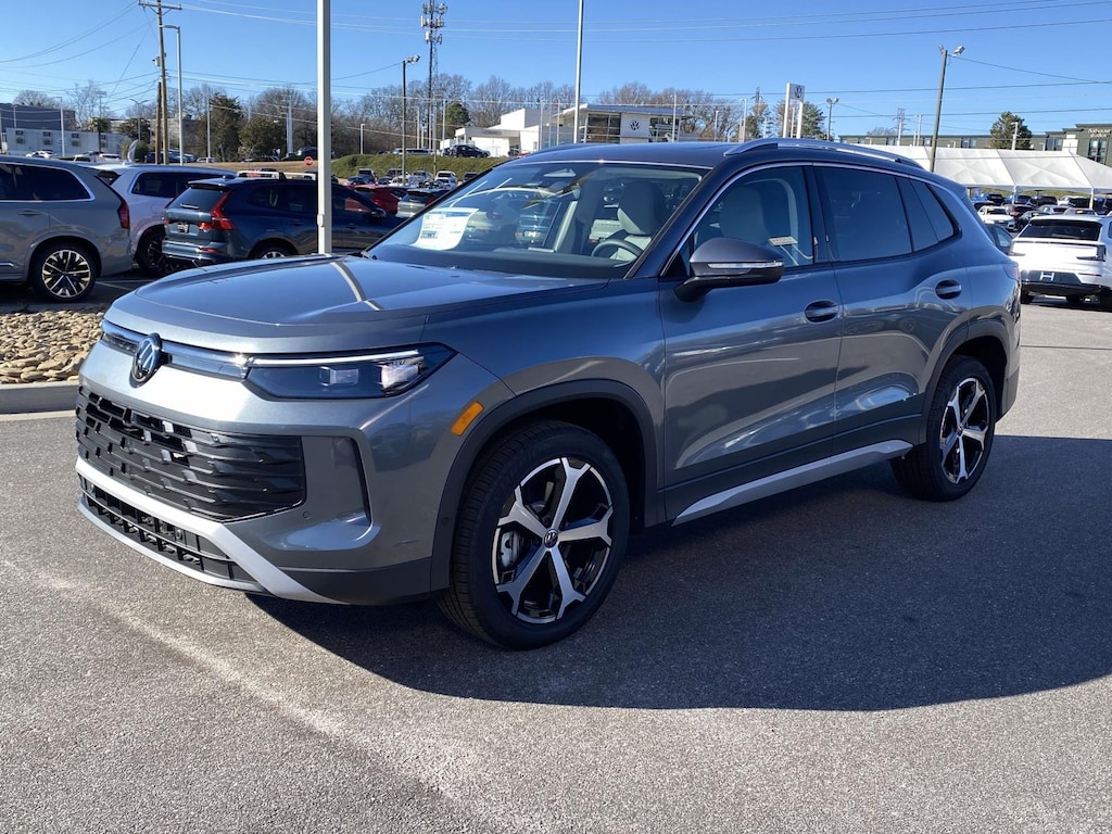 New 2026 Volkswagen Tiguan 2.0T SE Sport Utility
