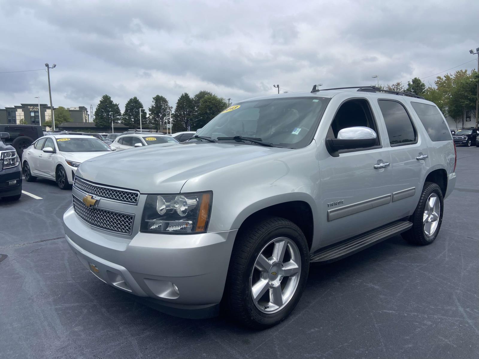 2013 Chevrolet Tahoe LS photo 2