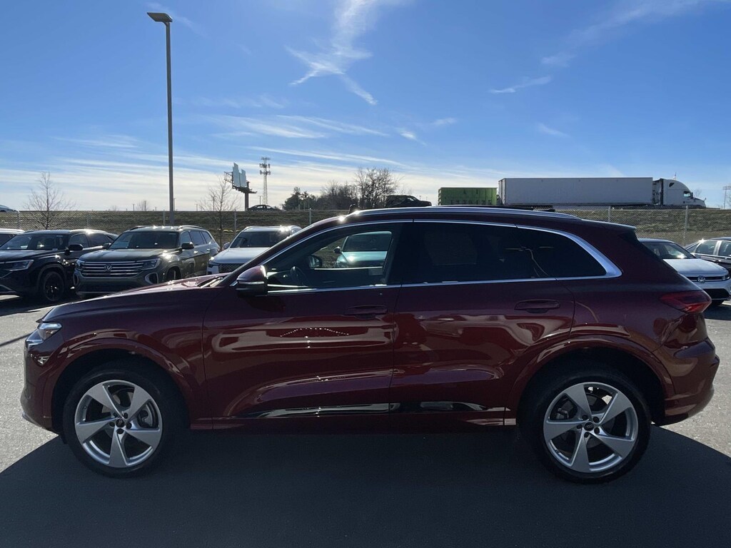 Used 2025 Audi Q5 Premium Plus 2.0 TFSI quattro Sport Utility