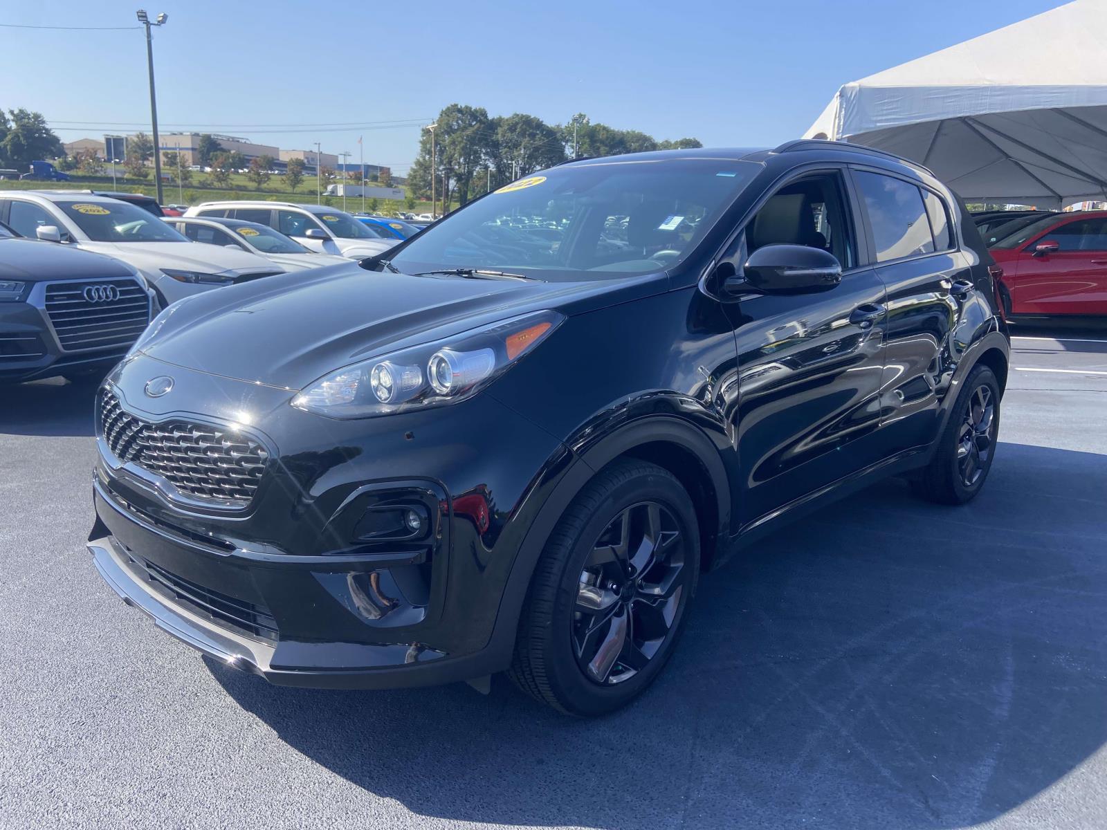 2022 Kia Sportage Nightfall Edition photo 2