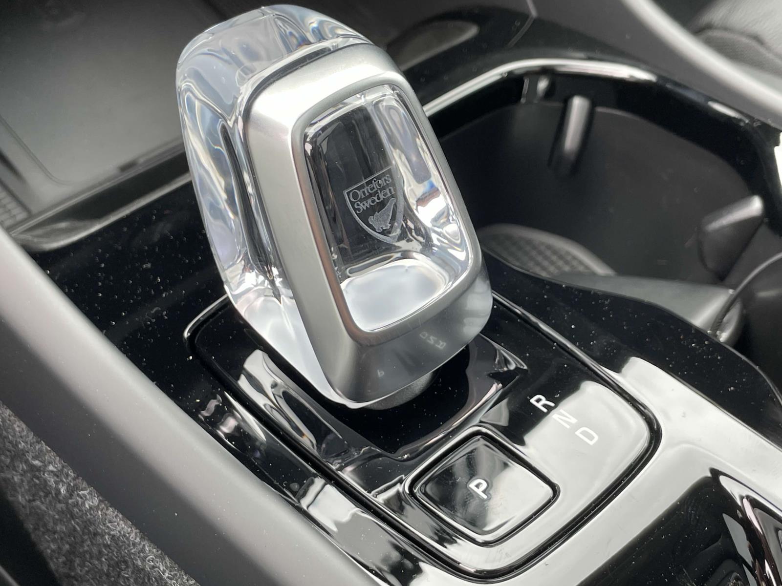 2025 Volvo XC40 Ultra - Photo 24