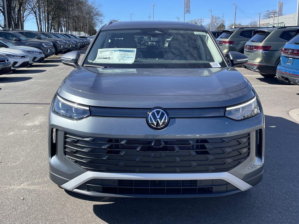 New 2026 Volkswagen Tiguan 2.0T SE 4MOTION Sport Utility