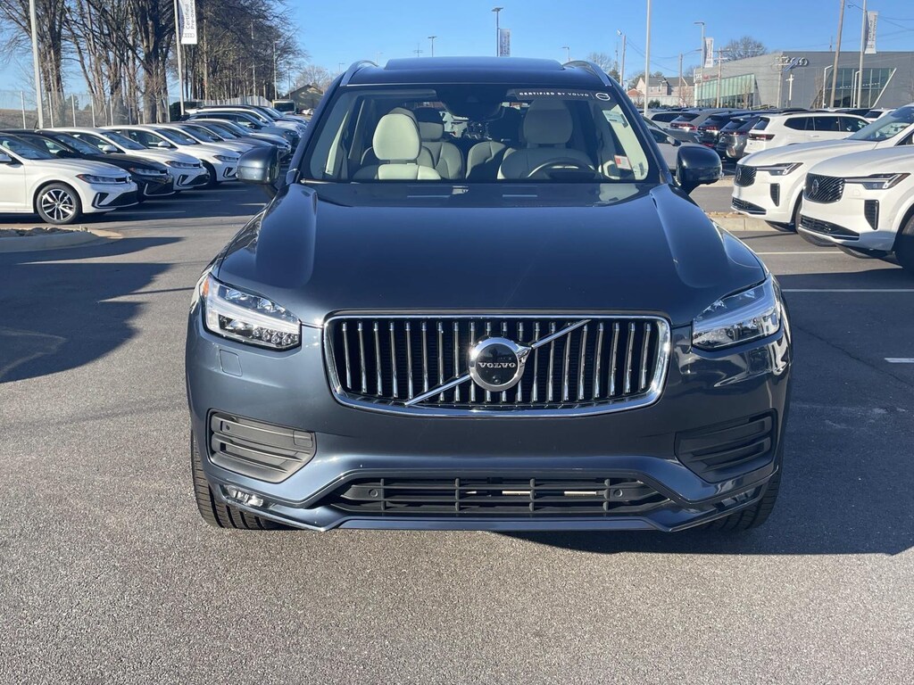 Certified 2022 Volvo XC90 T6 AWD Momentum 7P Sport Utility