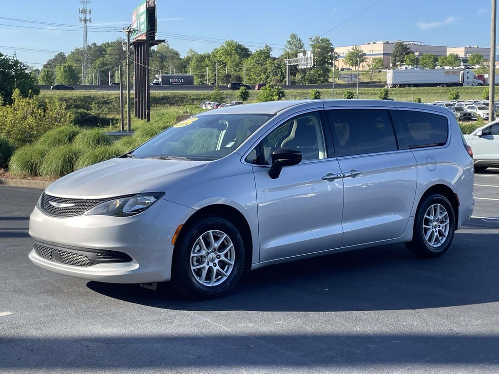 Used 2024 Chrysler Voyager LX FWD Mini-van, Passenger