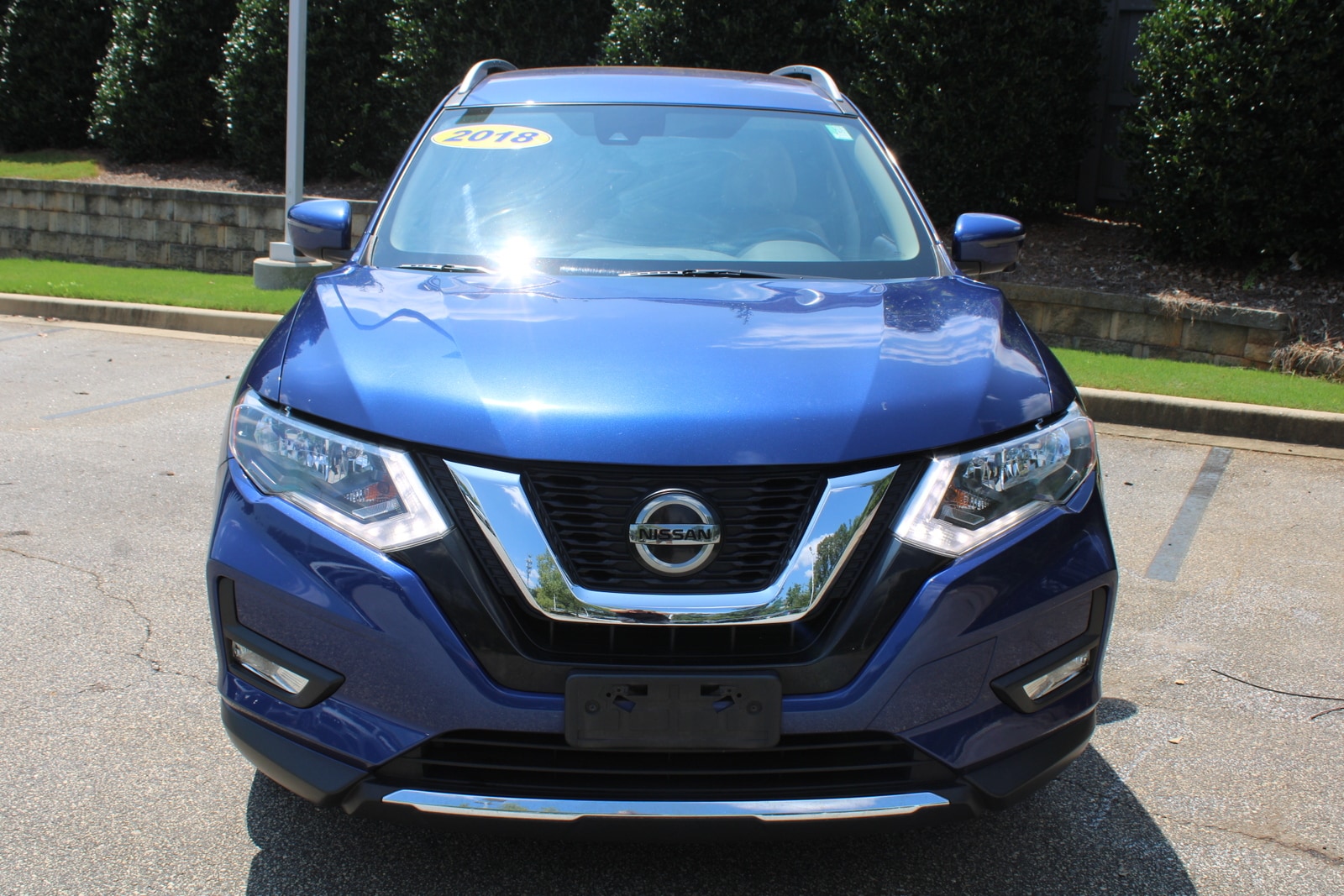 Used 2018 Nissan Rogue SL with VIN JN8AT2MT0JW466879 for sale in Greenville, SC