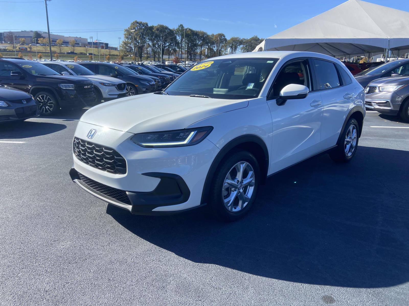 2024 Honda HR-V LX 2WD photo 2