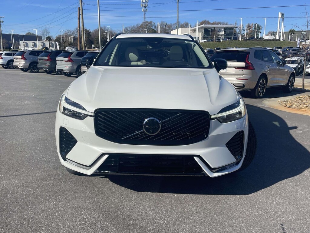 New 2026 Volvo XC60 B5 Ultra Sport Utility