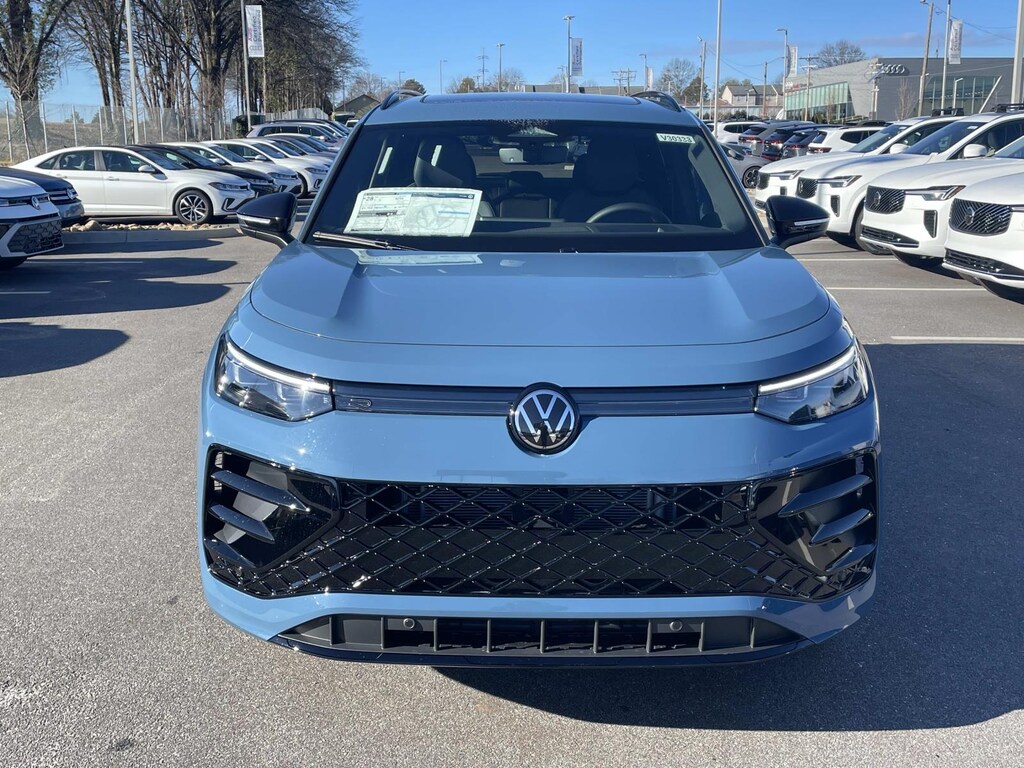 New 2026 Volkswagen Tiguan 2.0T SE R-Line Black FWD Sport Utility