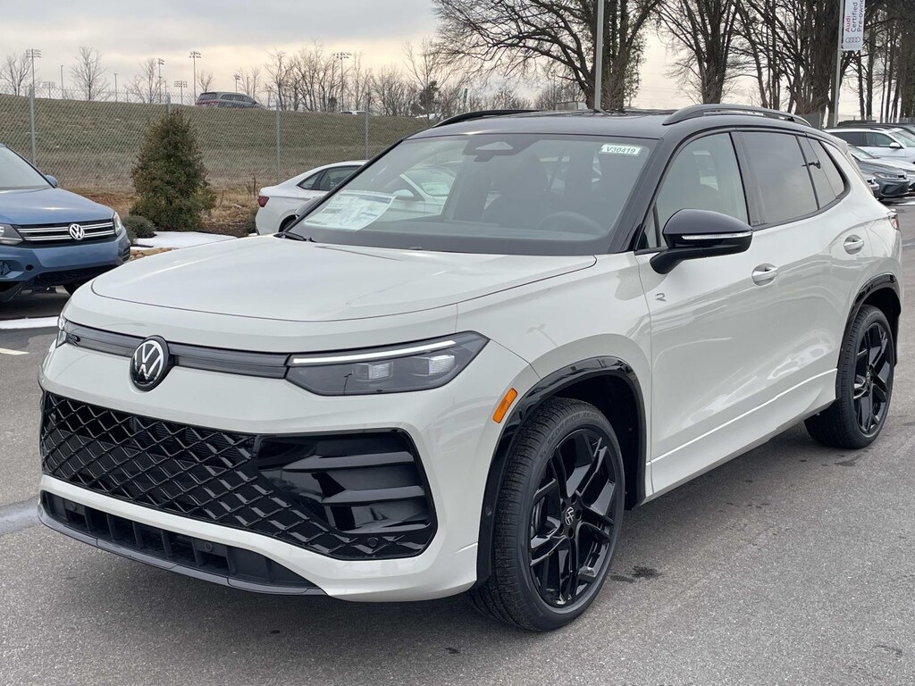 New 2026 Volkswagen Tiguan 2.0T SE R-Line Black FWD Sport Utility