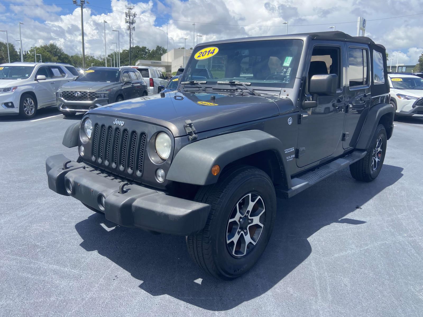 2014 Jeep Wrangler Unlimited Sport photo 3