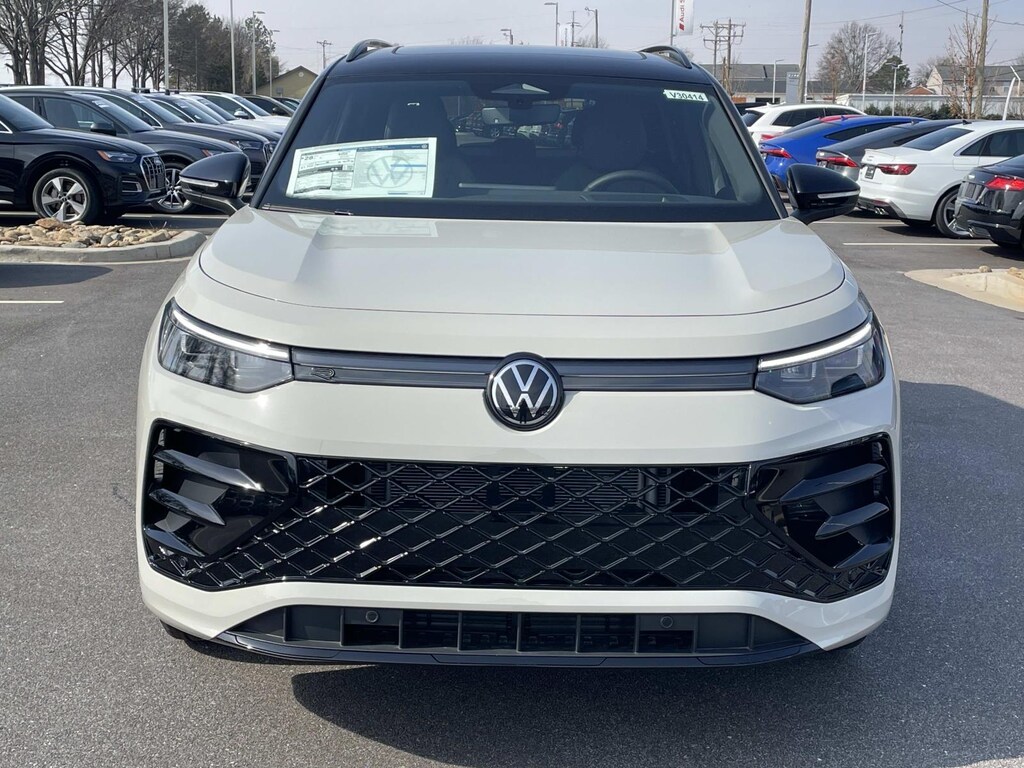 New 2026 Volkswagen Tiguan 2.0T SE R-Line Black FWD Sport Utility