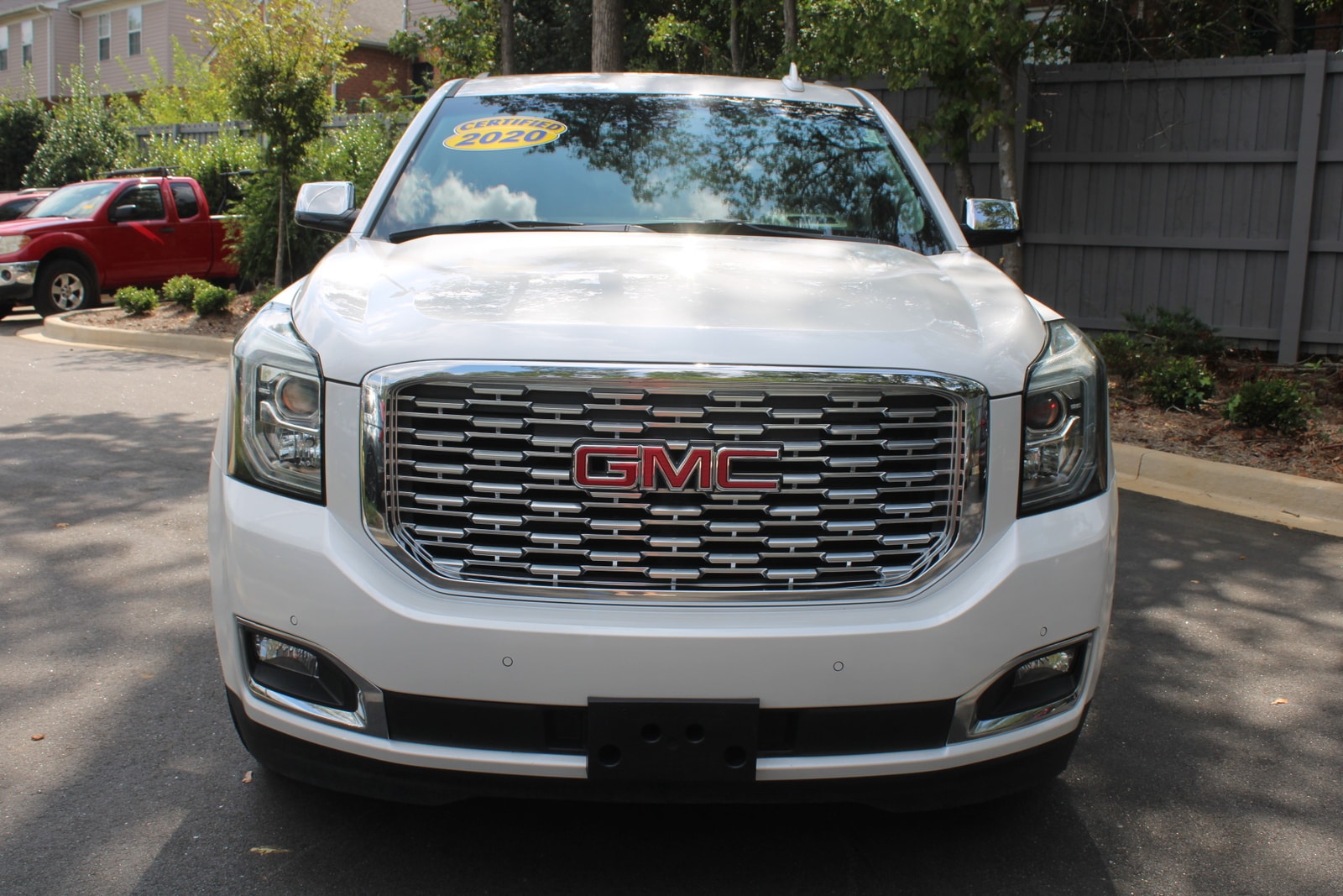 Used 2020 GMC Yukon Denali with VIN 1GKS1CKJ1LR129477 for sale in Greenville, SC