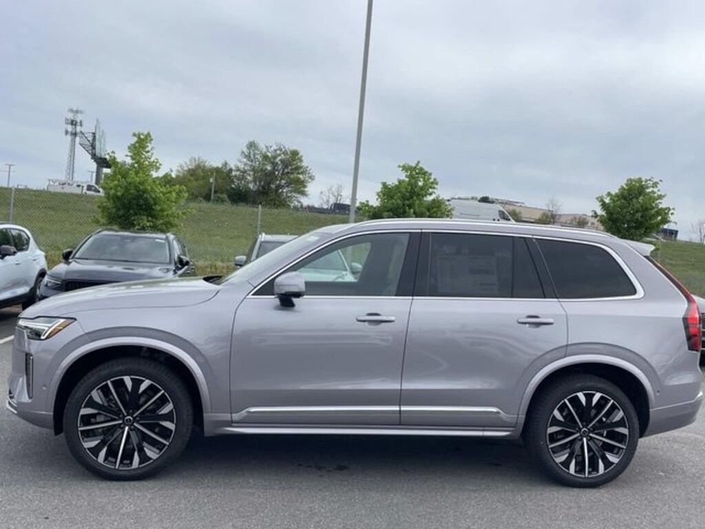 New 2026 Volvo XC90 B6 AWD Plus 7-Seater Sport Utility