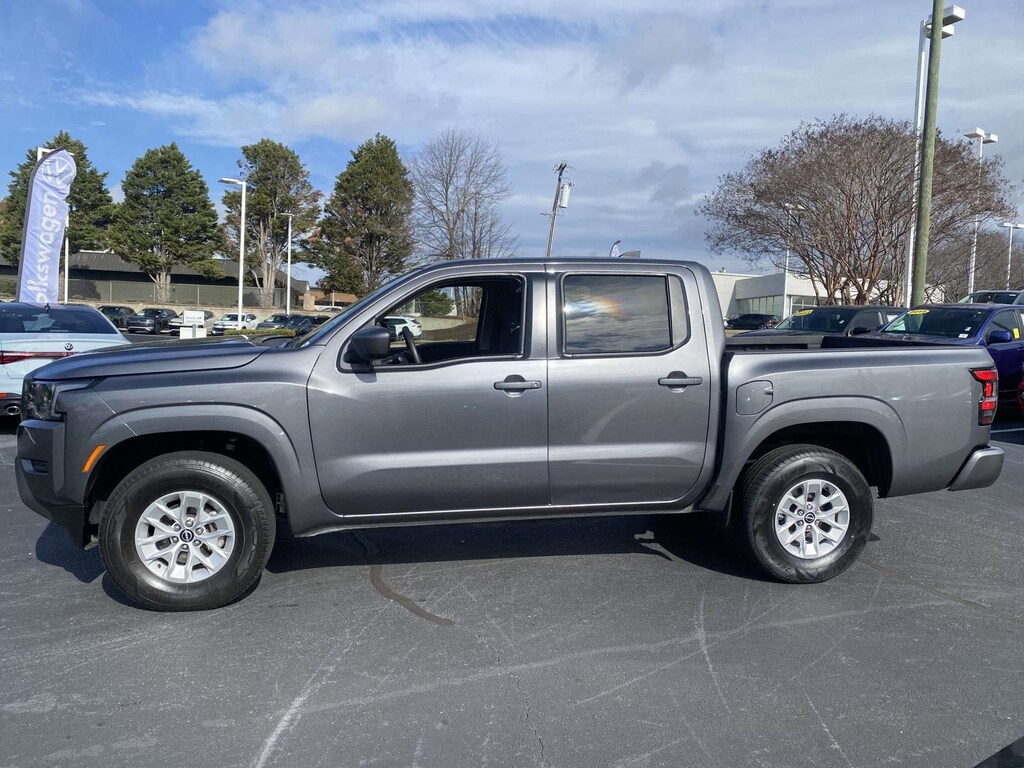 Used 2024 Nissan Frontier Crew Cab 4x4 SV Crew Cab Pickup