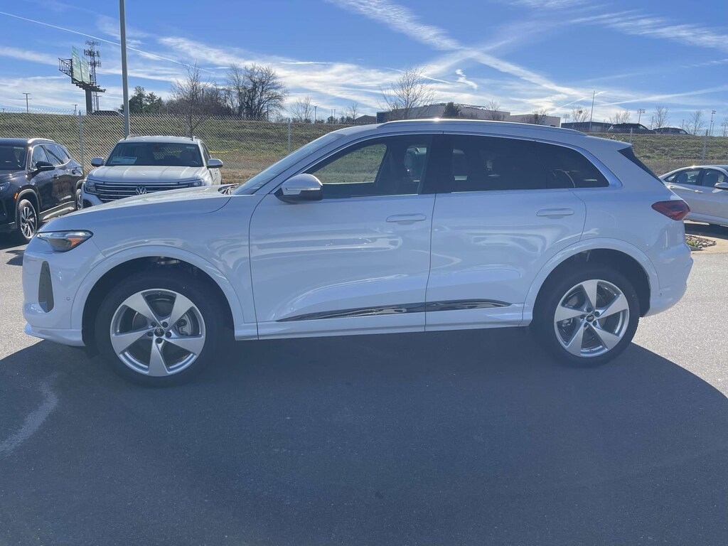 New 2025 Audi Q5 2.0T Premium Plus Sport Utility