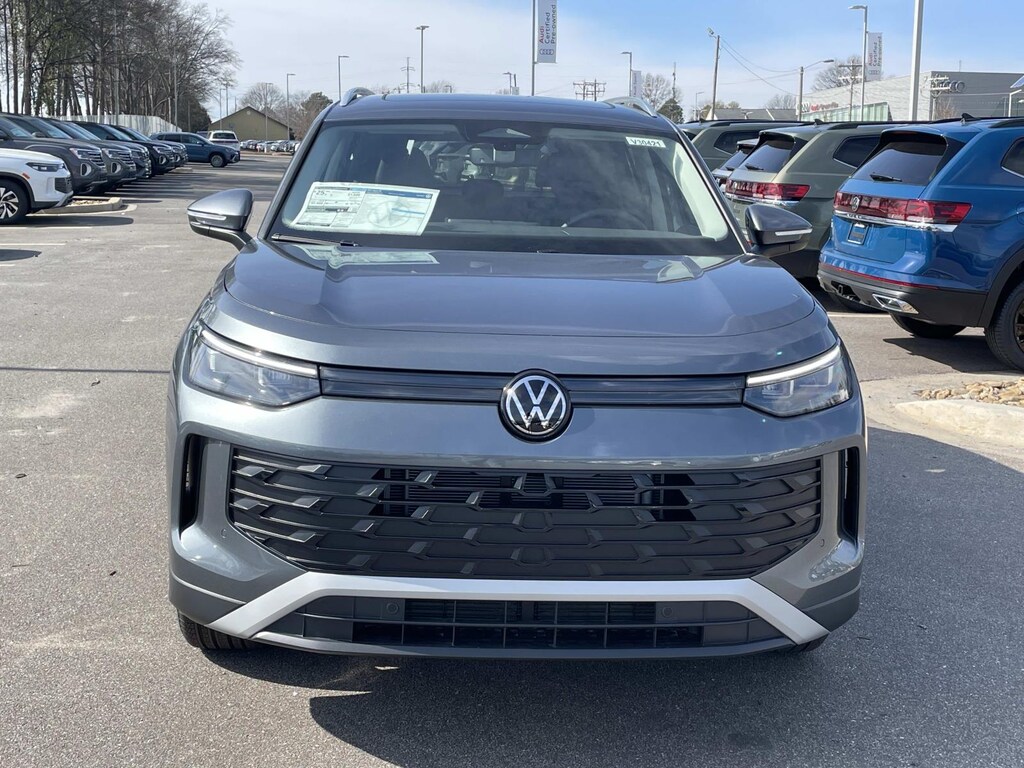 New 2026 Volkswagen Tiguan 2.0T SE 4MOTION Sport Utility