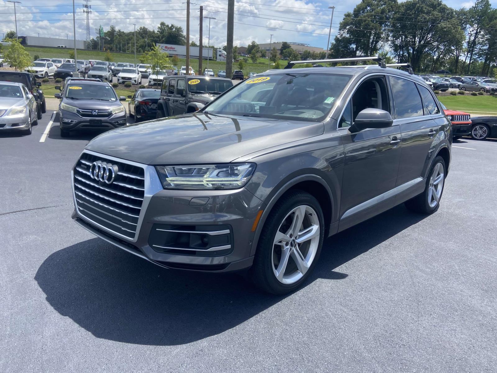 2019 Audi Q7 Prestige 55 photo 3