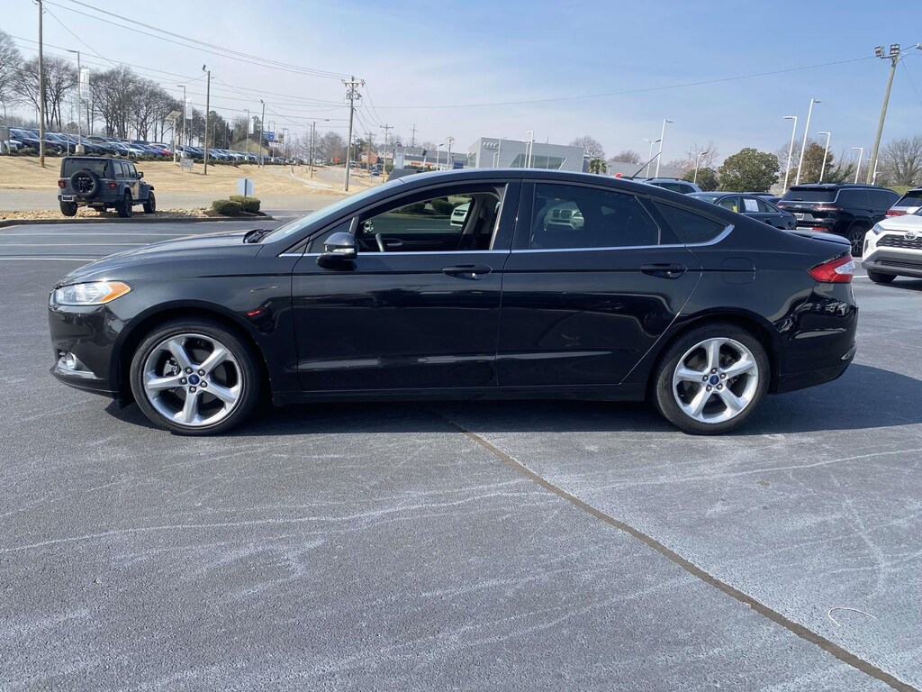 Used 2014 Ford Fusion Sdn SE FWD Car