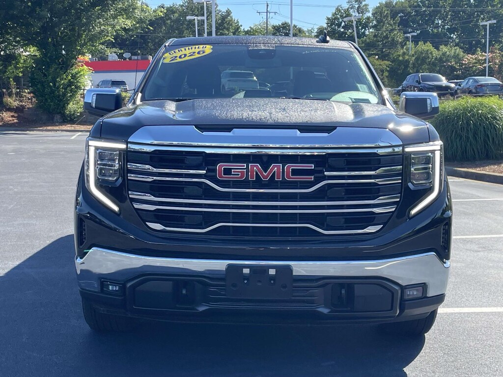 Used 2026 GMC Sierra 1500 4WD Crew Cab 147 SLT Crew Cab Pickup