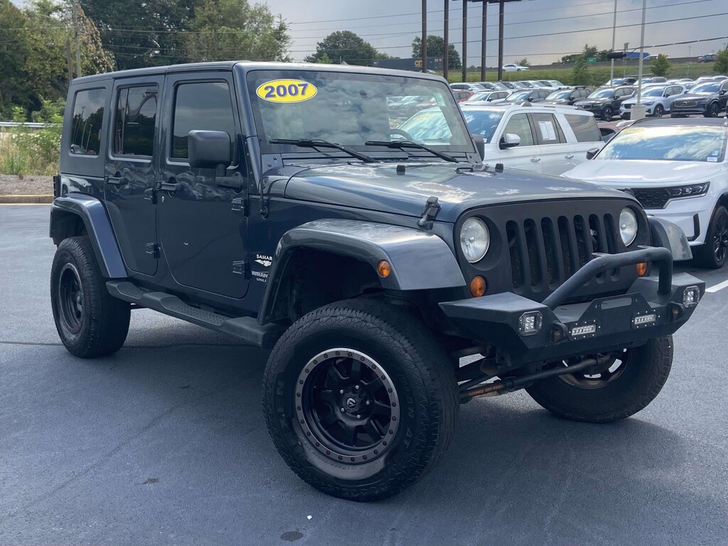 Used 2007 Jeep Wrangler 4WD  Unlimited Sahara Sport Utility
