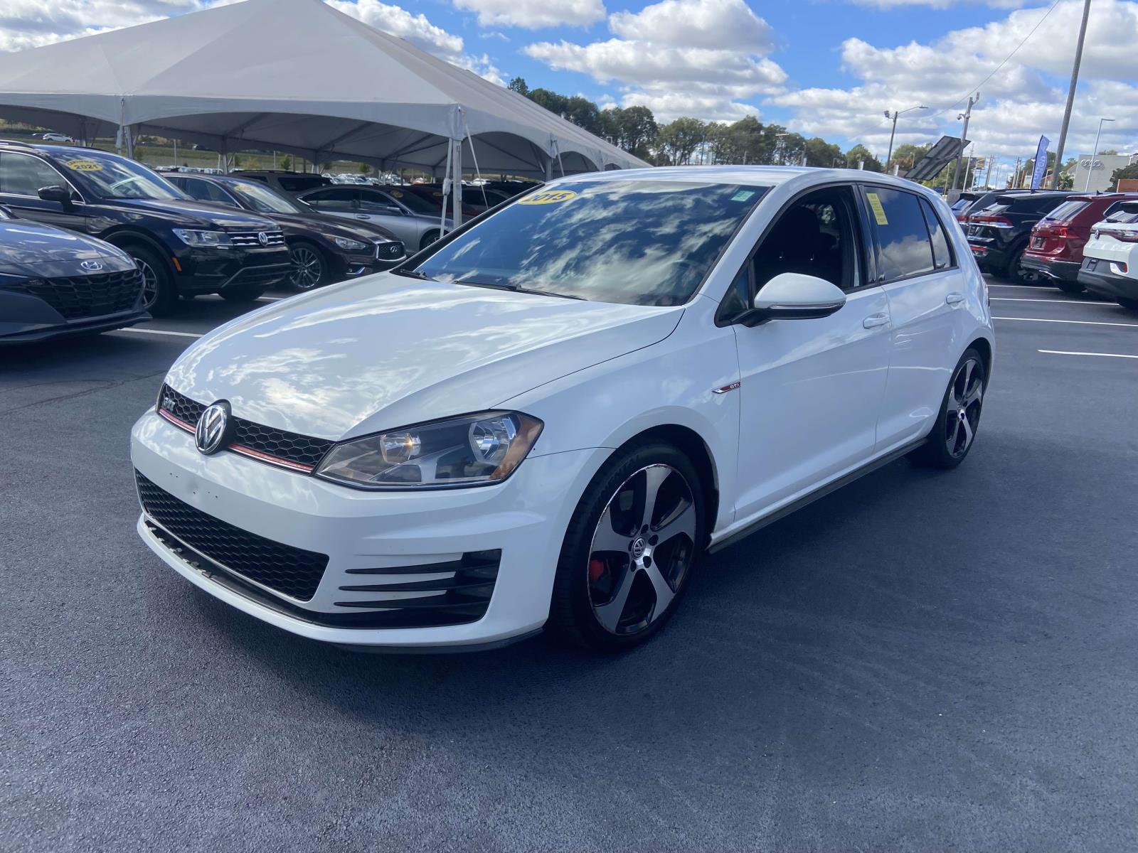 2015 Volkswagen Golf GTI S photo 2