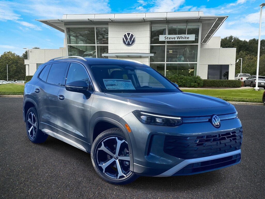 New 2026 Volkswagen Tiguan 2.0T SE Sport Utility
