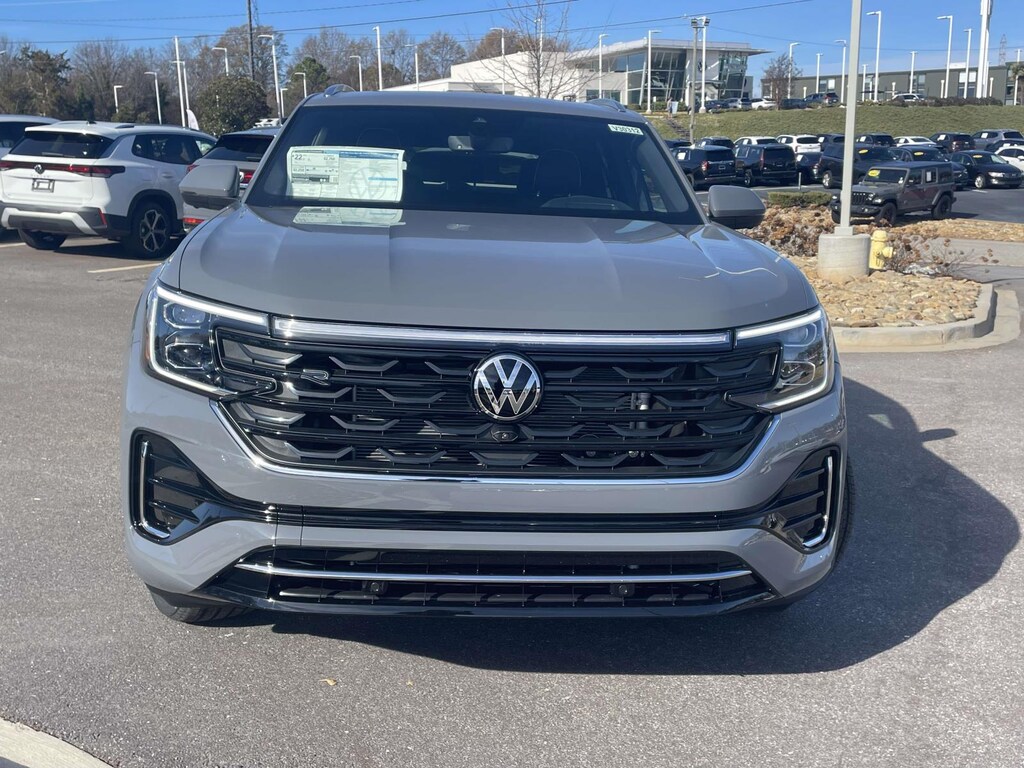 New 2026 Volkswagen Atlas Cross Sport 2.0T SEL Premium R-Line Sport Utility