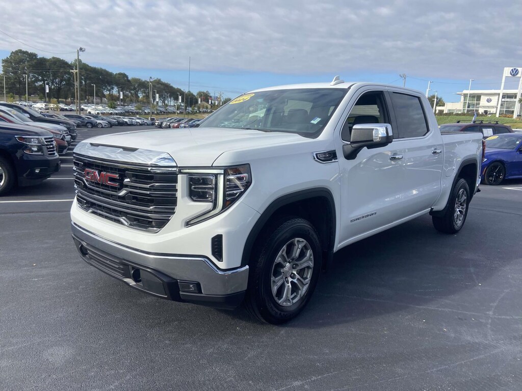 Used 2024 GMC Sierra 1500 2WD Crew Cab 147 SLT Crew Cab Pickup