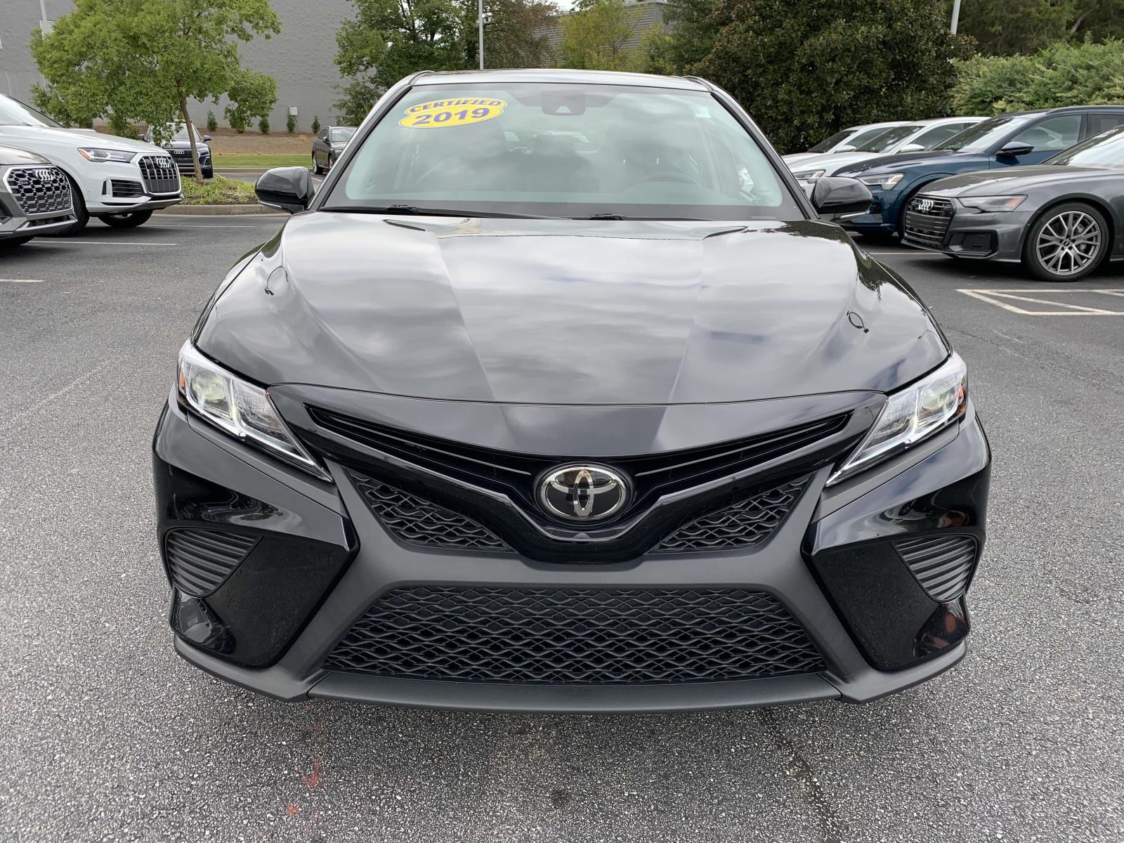 Used 2019 Toyota Camry SE with VIN 4T1B11HK5KU830014 for sale in Greenville, SC