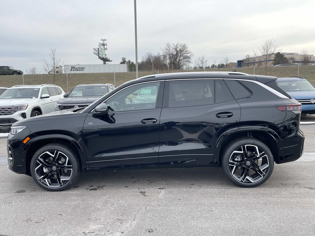 New 2026 Volkswagen Tiguan 2.0T SEL R-Line Turbo 4MOTION Sport Utility