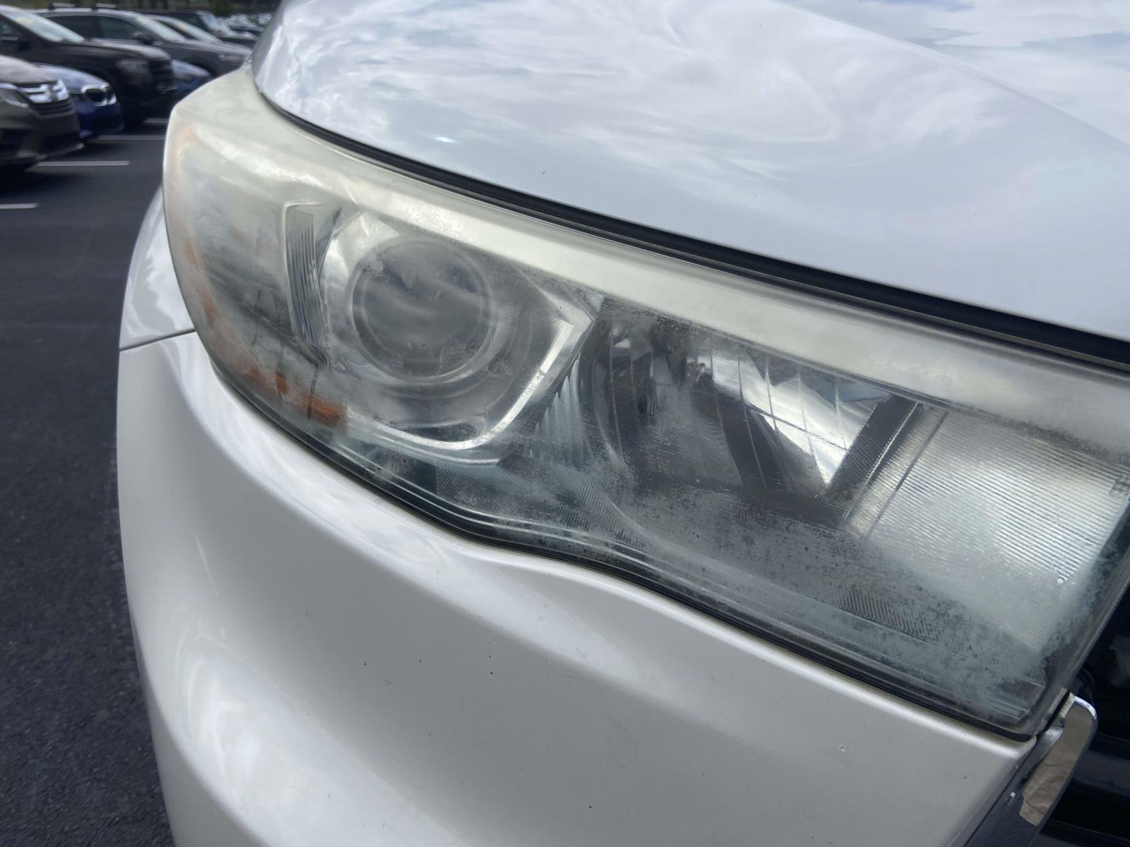 2014 Toyota Highlander Limited photo 3