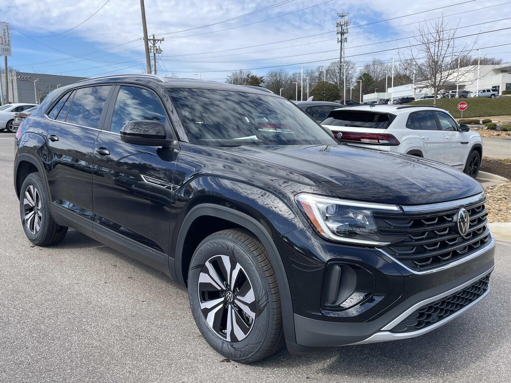 New 2026 Volkswagen Atlas Cross Sport 2.0T SE FWD Sport Utility
