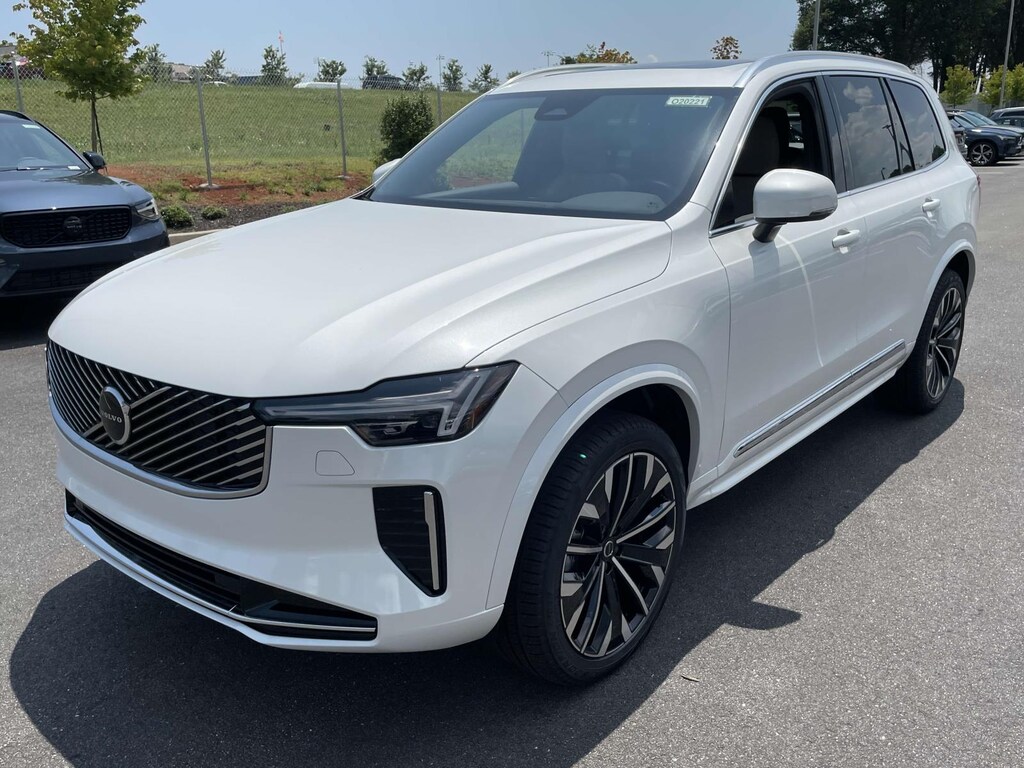 New 2026 Volvo XC90 B5 Core Sport Utility
