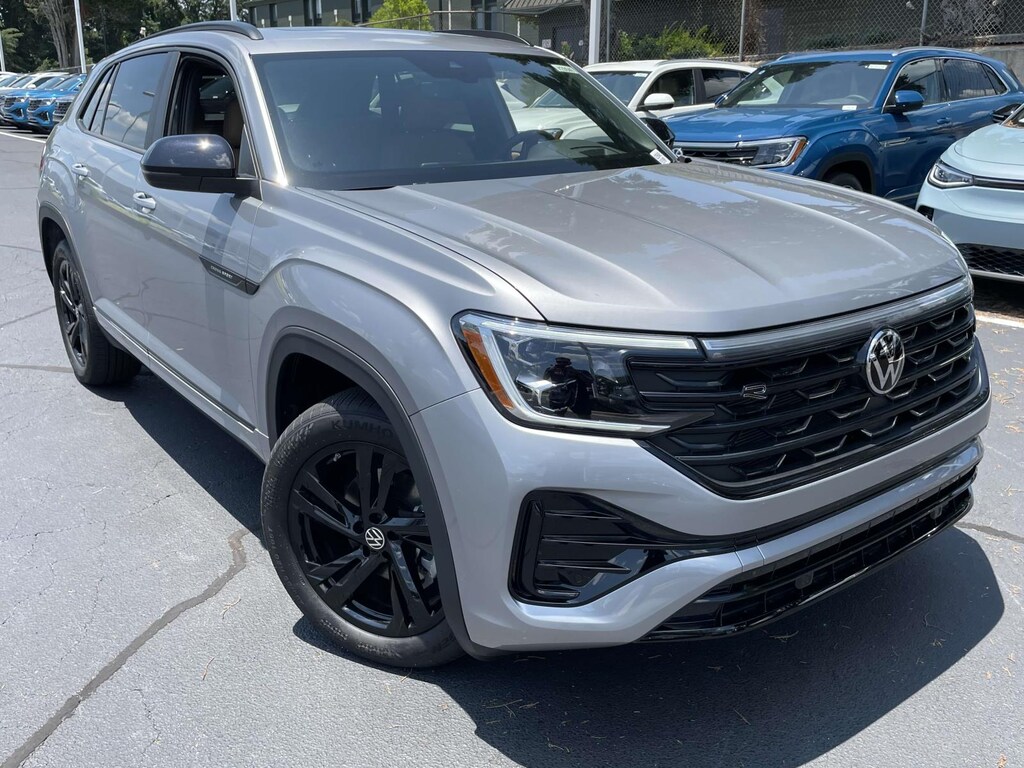 New 2025 Volkswagen Atlas Cross Sport 2.0T SEL R-Line Sport Utility