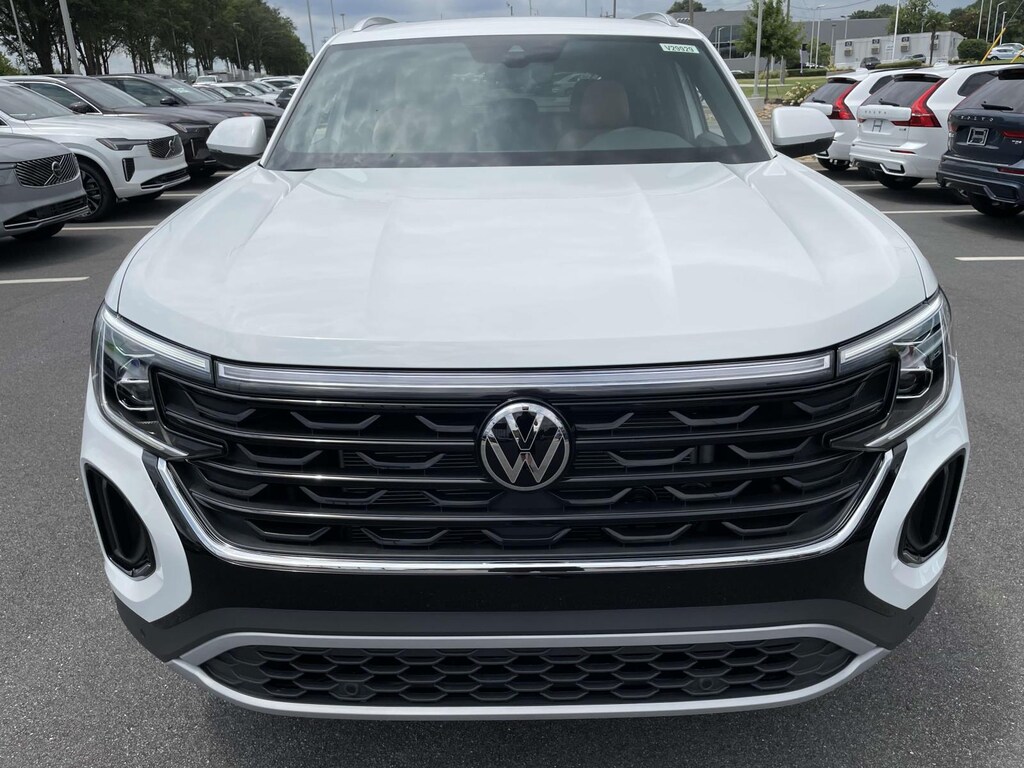 New 2025 Volkswagen Atlas Cross Sport 2.0T SE w/Technology Sport Utility