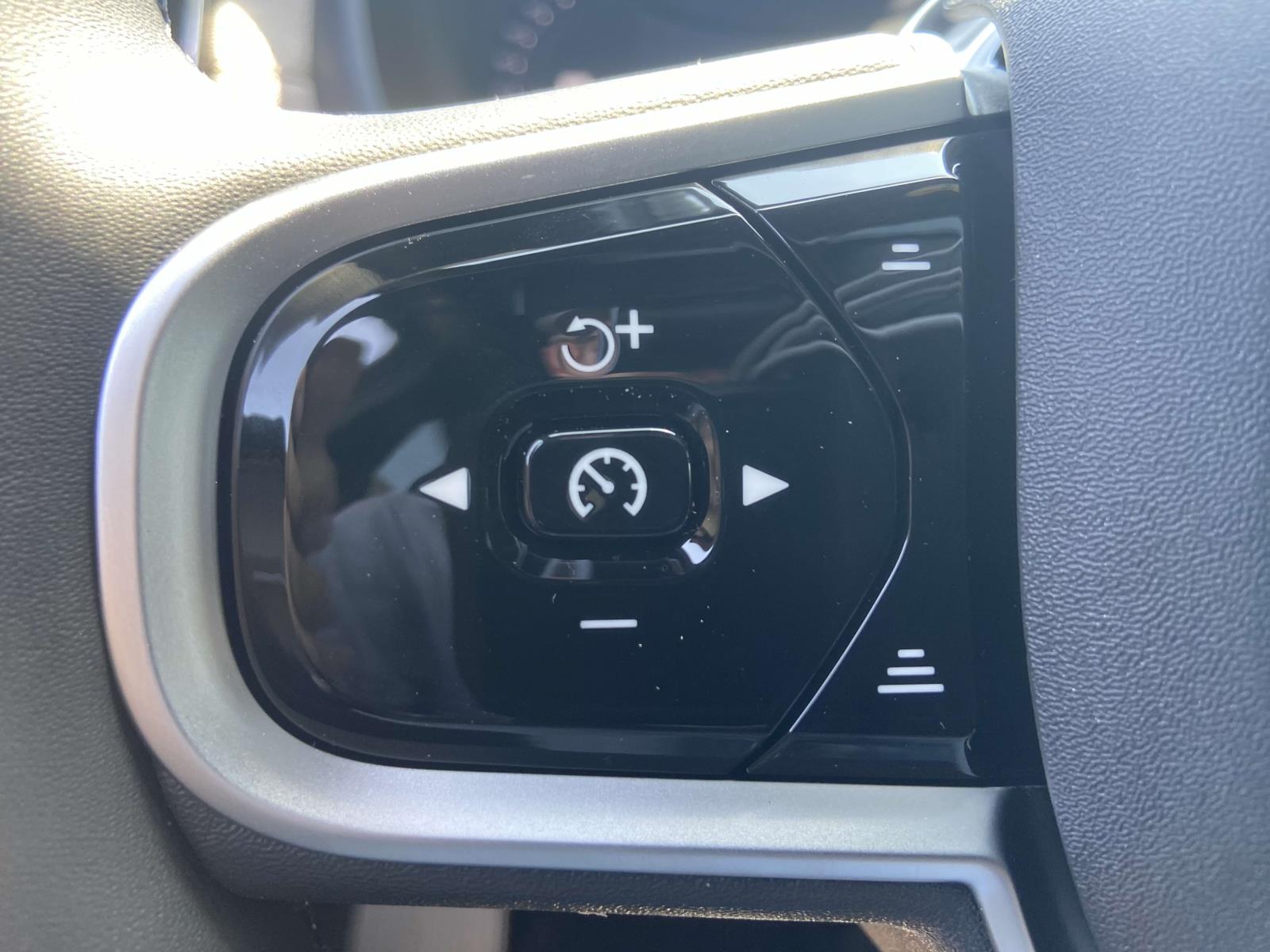 2026 Volvo XC90 Plus - Photo 24