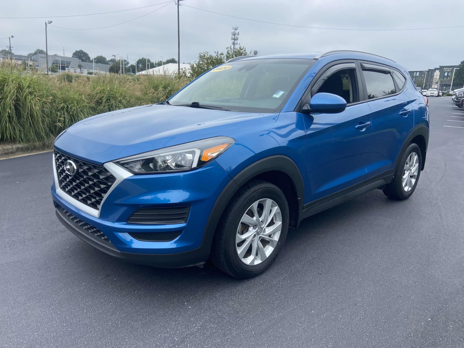 2020 Hyundai Tucson Value photo 2