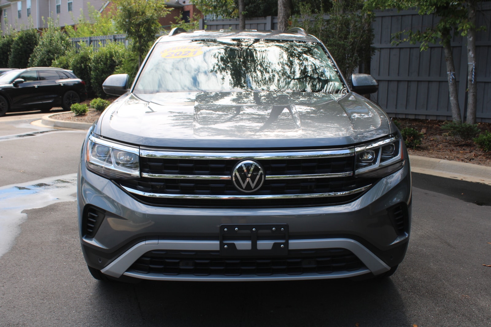 Certified 2021 Volkswagen Atlas SE w/Tech with VIN 1V2HR2CA5MC587422 for sale in Greenville, SC