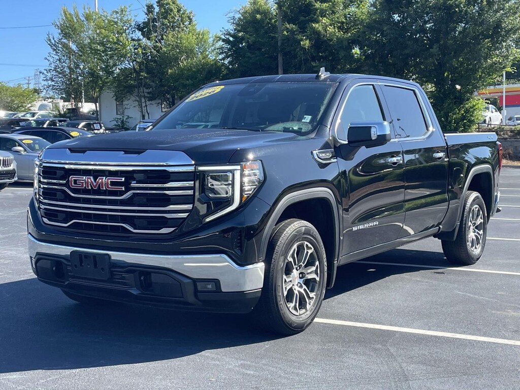 Used 2026 GMC Sierra 1500 4WD Crew Cab 147 SLT Crew Cab Pickup