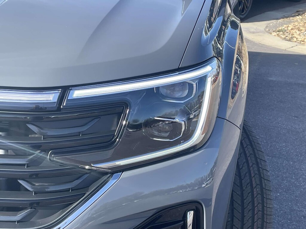 New 2026 Volkswagen Atlas Cross Sport 2.0T SEL Premium R-Line Sport Utility