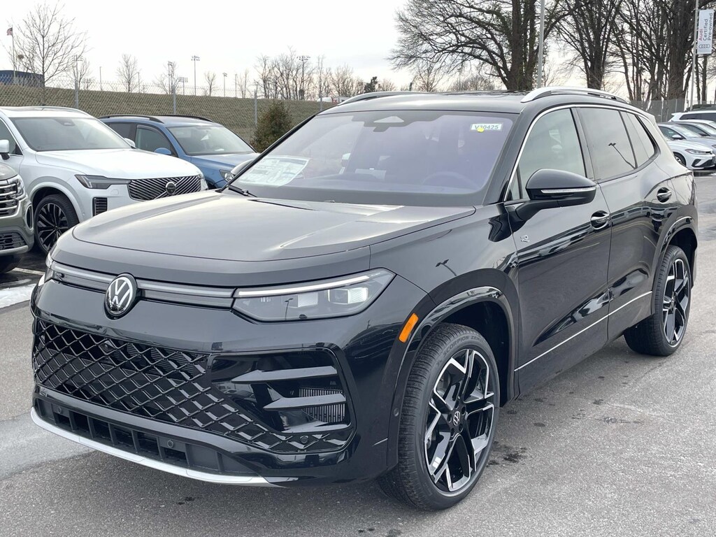 New 2026 Volkswagen Tiguan 2.0T SEL R-Line Turbo 4MOTION Sport Utility