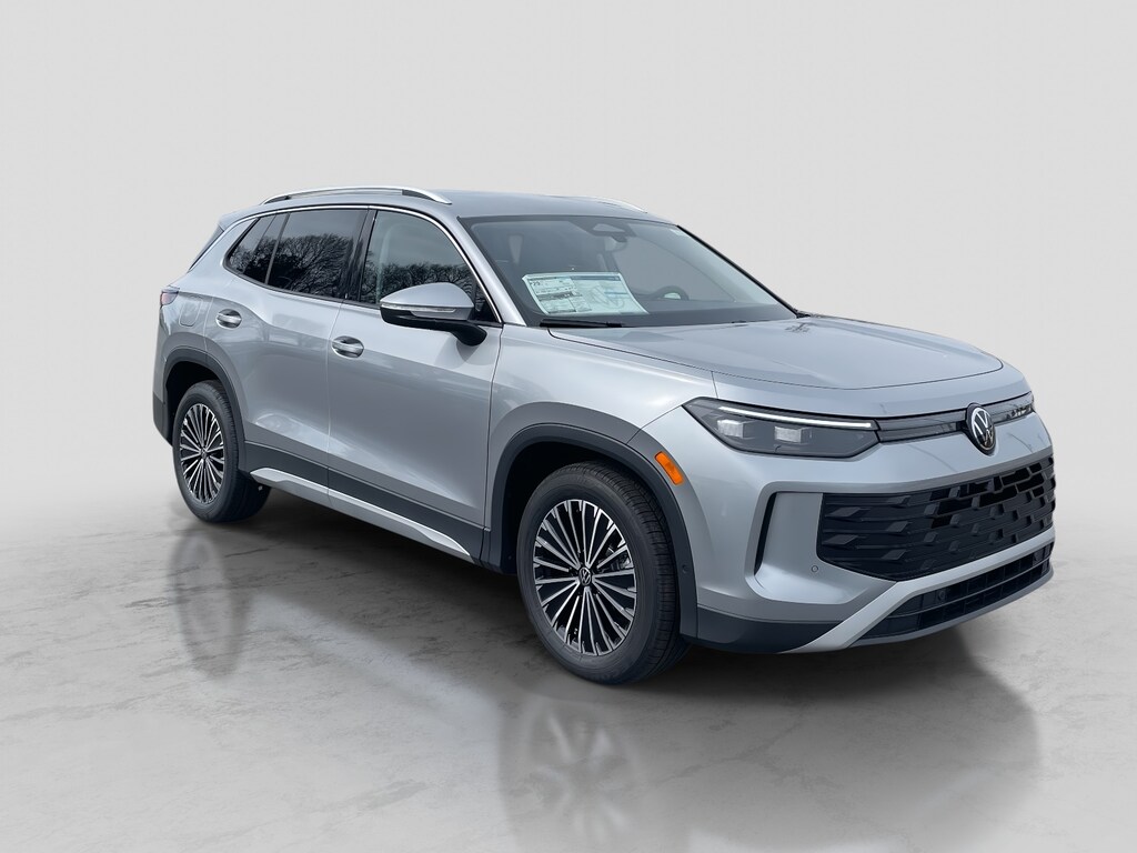 New 2026 Volkswagen Tiguan 2.0T S FWD Sport Utility