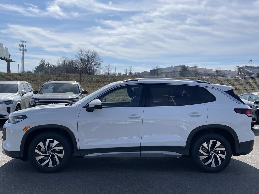 New 2026 Volkswagen Tiguan 2.0T S FWD Sport Utility