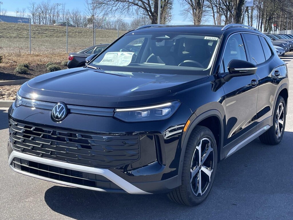 New 2026 Volkswagen Tiguan 2.0T SE 4MOTION Sport Utility