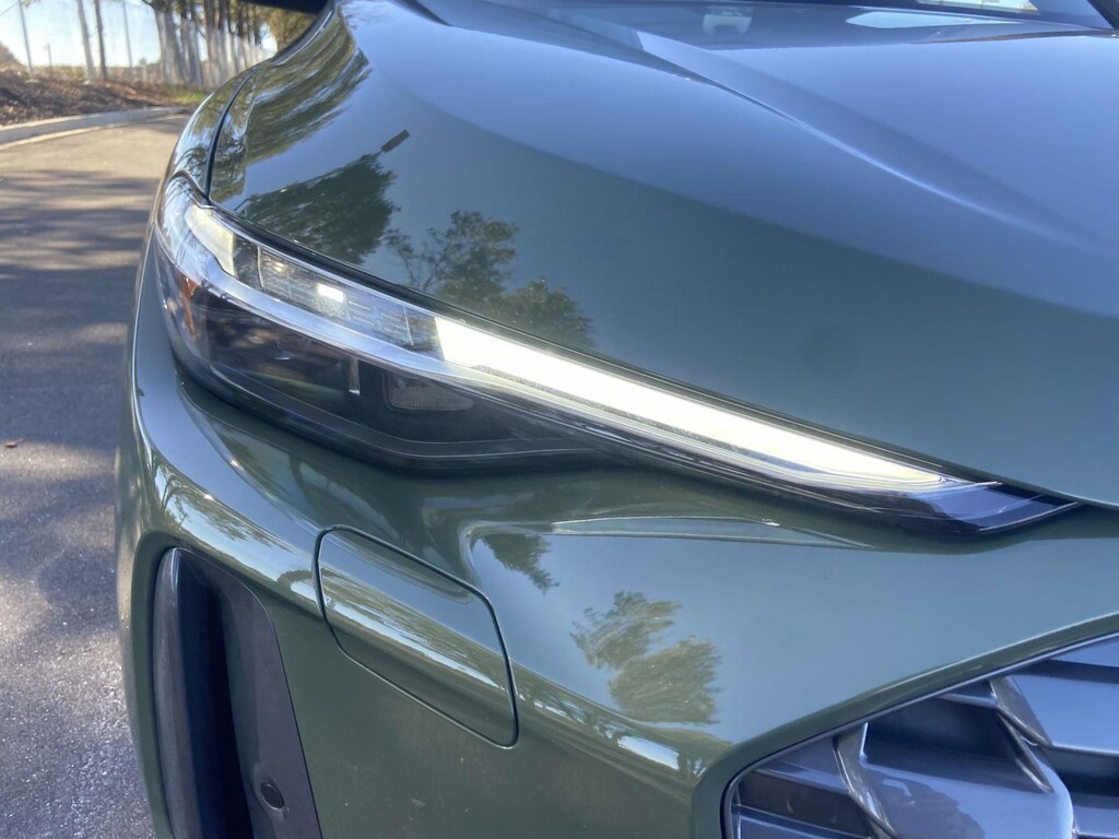 New 2025 Audi Q5 2.0T Prestige Sport Utility